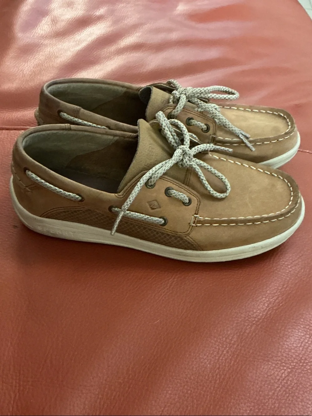 Sperry  Tan and Cream Deck Gamefish Boat Shoe Kids 5